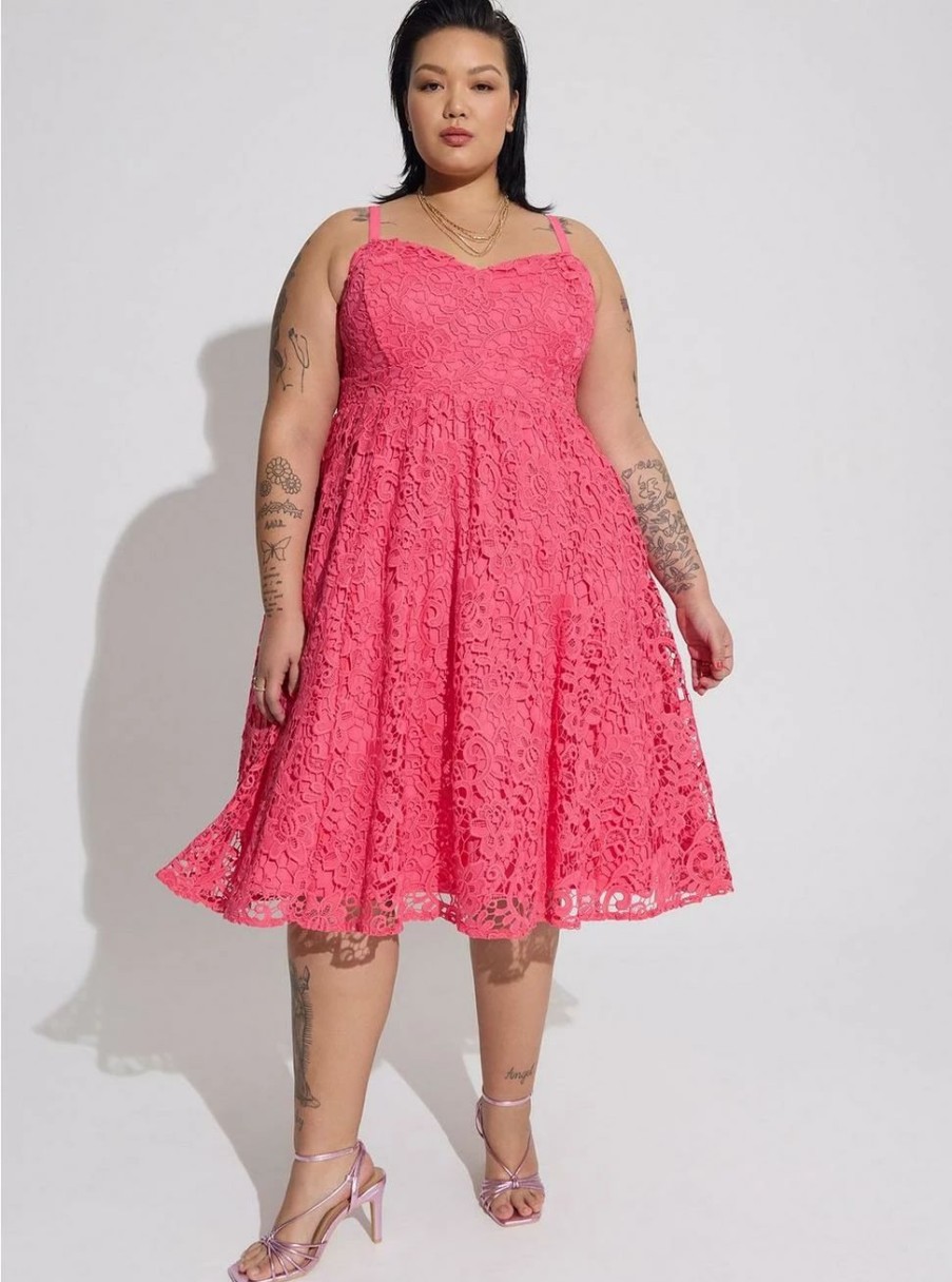 Dresses * | Torrid Midi Crochet Lace Sweetheart Dress