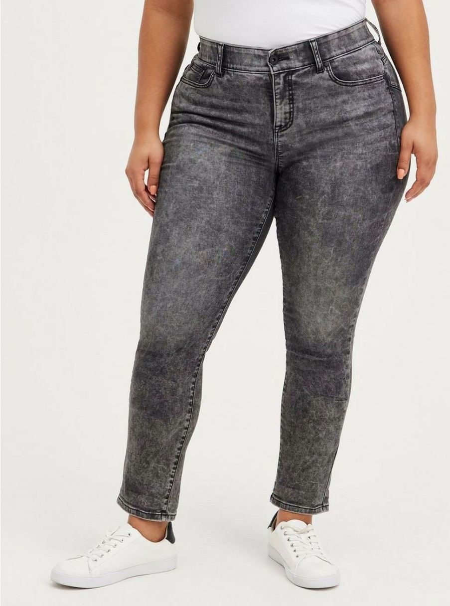 Jeans * | Torrid Bombshell Straight Premium Stretch High-Rise Jean