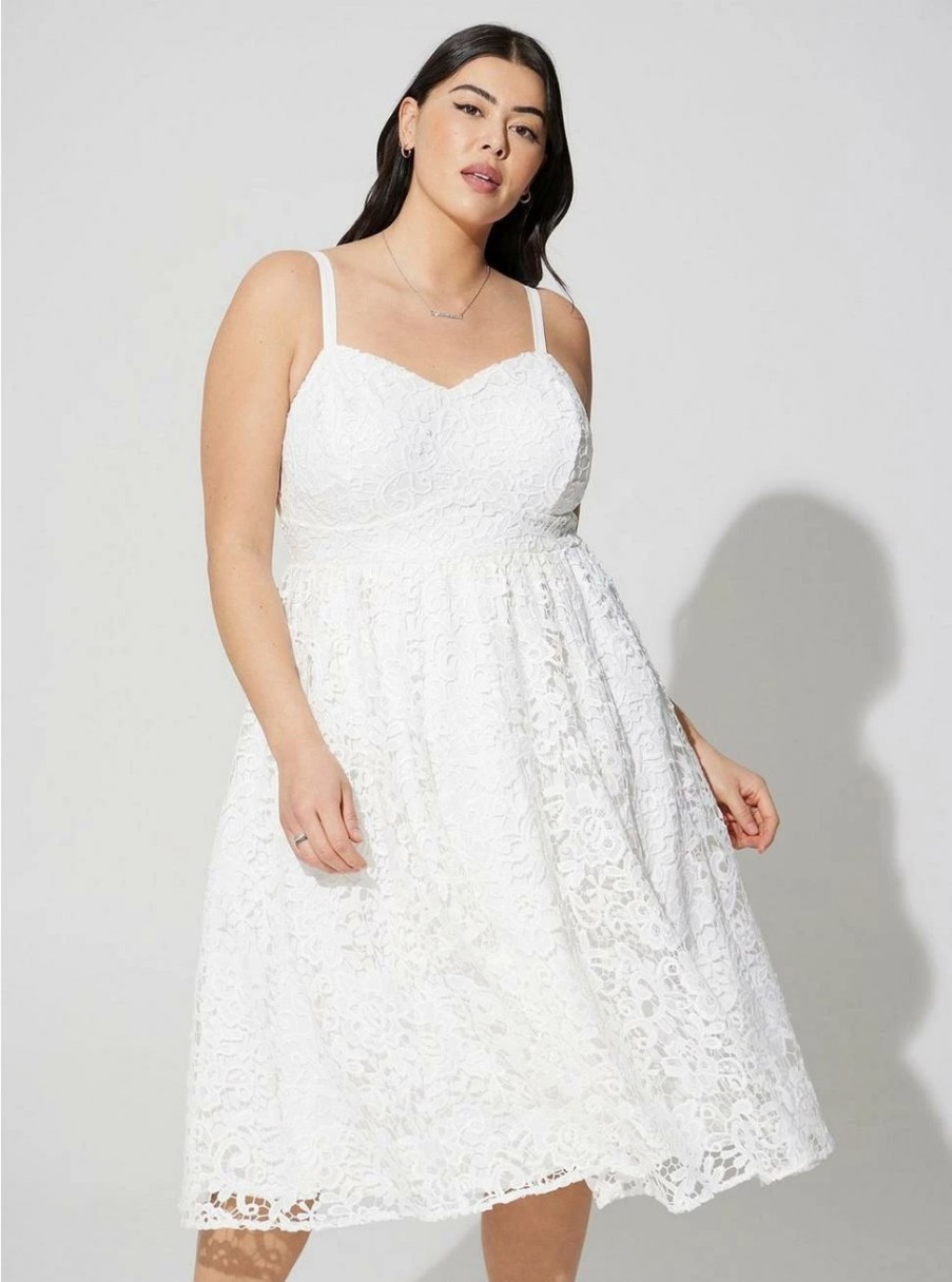 Dresses * | Torrid Midi Crochet Lace Sweetheart Dress